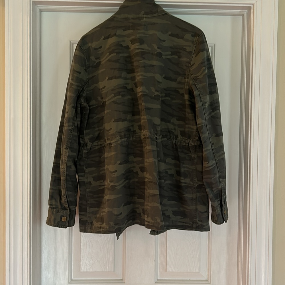 Light coat - Picture 2 of 4